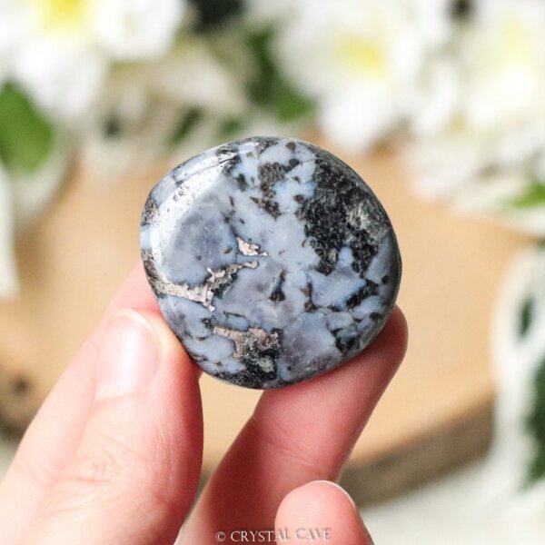 Indigo gabbro cabochon - Crystal Cave