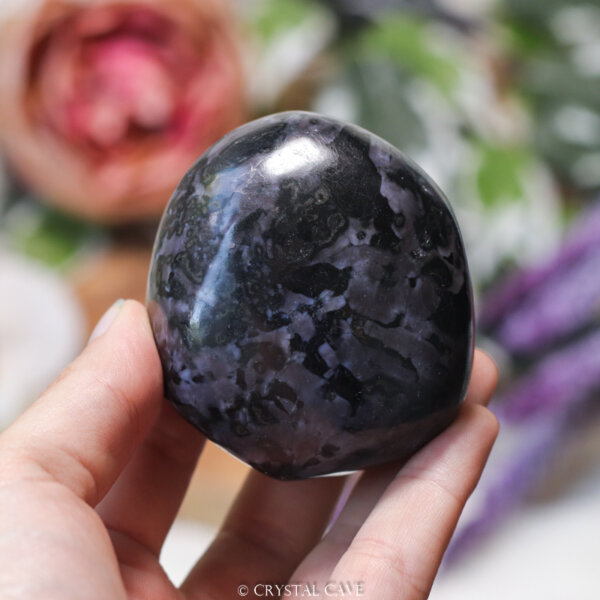 Indigo gabbro extra grote steen - Crystal Cave