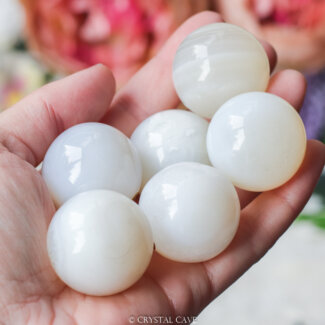 Witte agaat bollen - Crystal Cave