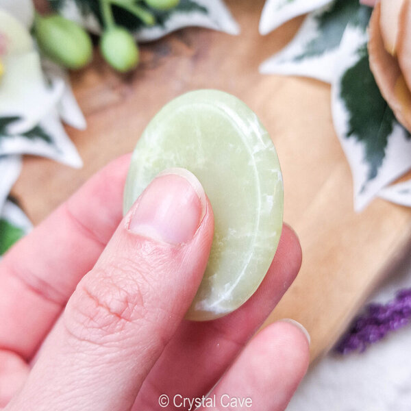 Healeriet worry stone - Crystal Cave